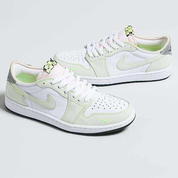 Nike Air Jordan 1 Retro Low White Ghost Green