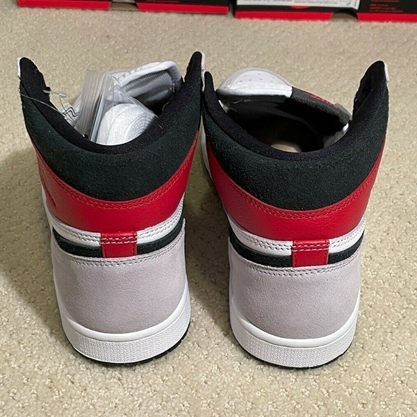 Nike Air Jordan 1 Retro High OG Light Smoke Grey Mens Shoes 01