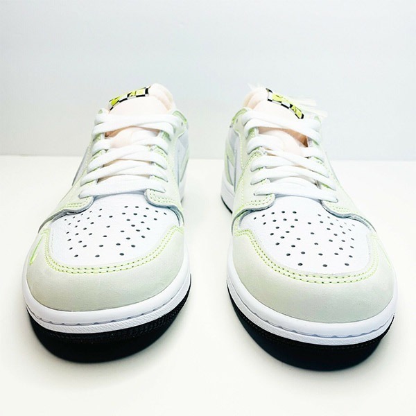 Nike Air Jordan 1 Retro Low White Ghost Green