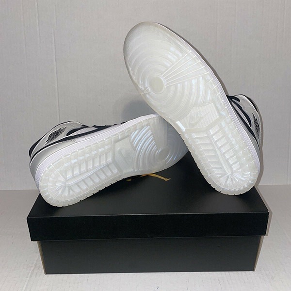 Nike Air Jordan 1 Mid SE Diamond Shorts White Black